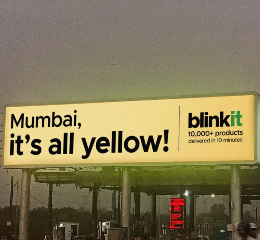 blinkit billboard in coldplay mumabai conecrt